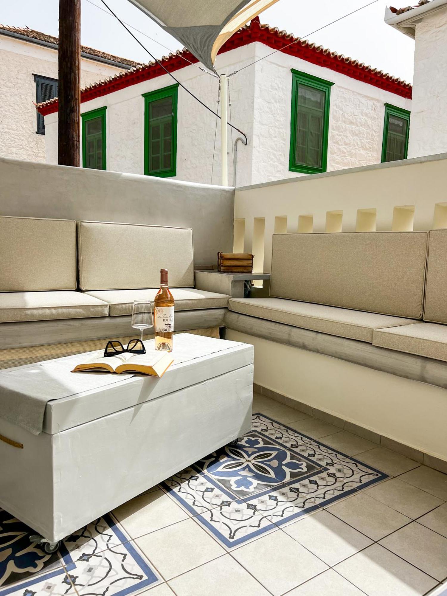 Pearl House Apartment Hydra  Exterior photo